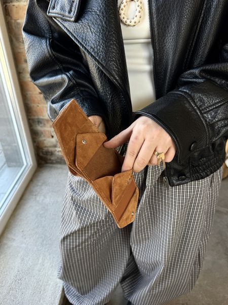 Гаманець Міні-конверт 420 замш 4201\622 &mdash; Lucky Store