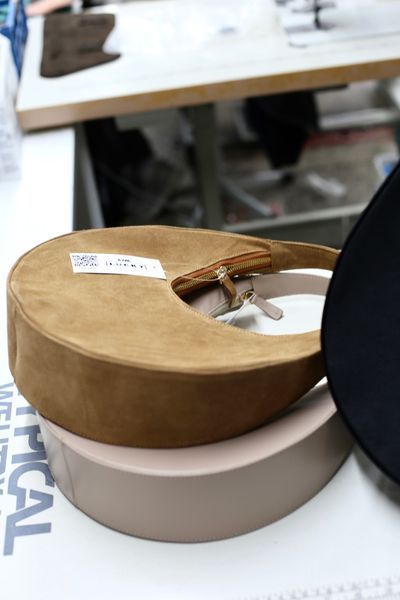 Сумка багет Крапля 737 замшева руда 737\622 &mdash; Lucky Store