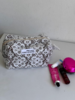 Косметичка жіноча тканинна з гіпюру гіпюр біла Т03\Т105 &mdash; Lucky Store